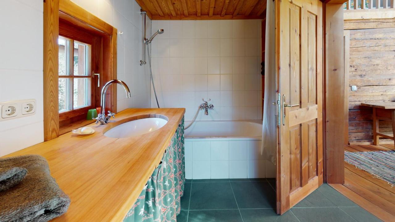 Charmantes Gaestehaus Am Waldrand In Alpiner Lage Siehe Auch Zweites Objekt Gaestewohnung In Altem Bauernhaus Stanz Im Murztal Luaran gambar