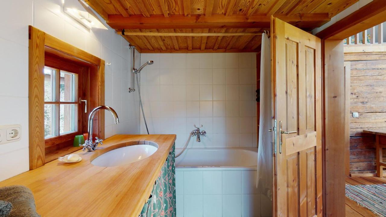 Charmantes Gaestehaus Am Waldrand In Alpiner Lage Siehe Auch Zweites Objekt Gaestewohnung In Altem Bauernhaus Stanz Im Murztal Luaran gambar